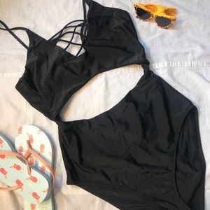 One piece Bathing suit - Cupshe